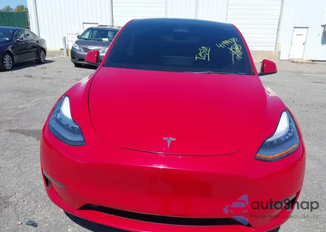 2023 Tesla Model Y Awd/Long Range Dual Motor All-Wheel Drive из США, поврежденный, VIN 7SAYGDEE0PA094810